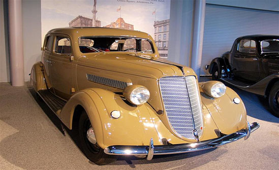1935-Nash-Ambassador-8-Sedan-a.jpg